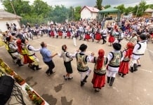 FESTIVALUL MOLDOVENILOR