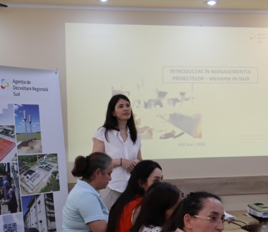 Sesiunea de instruire cu genericul „Implementarea, monitorizarea și evaluarea proiectelor”, desfășurată în incinta Consiliului Raional Cahul